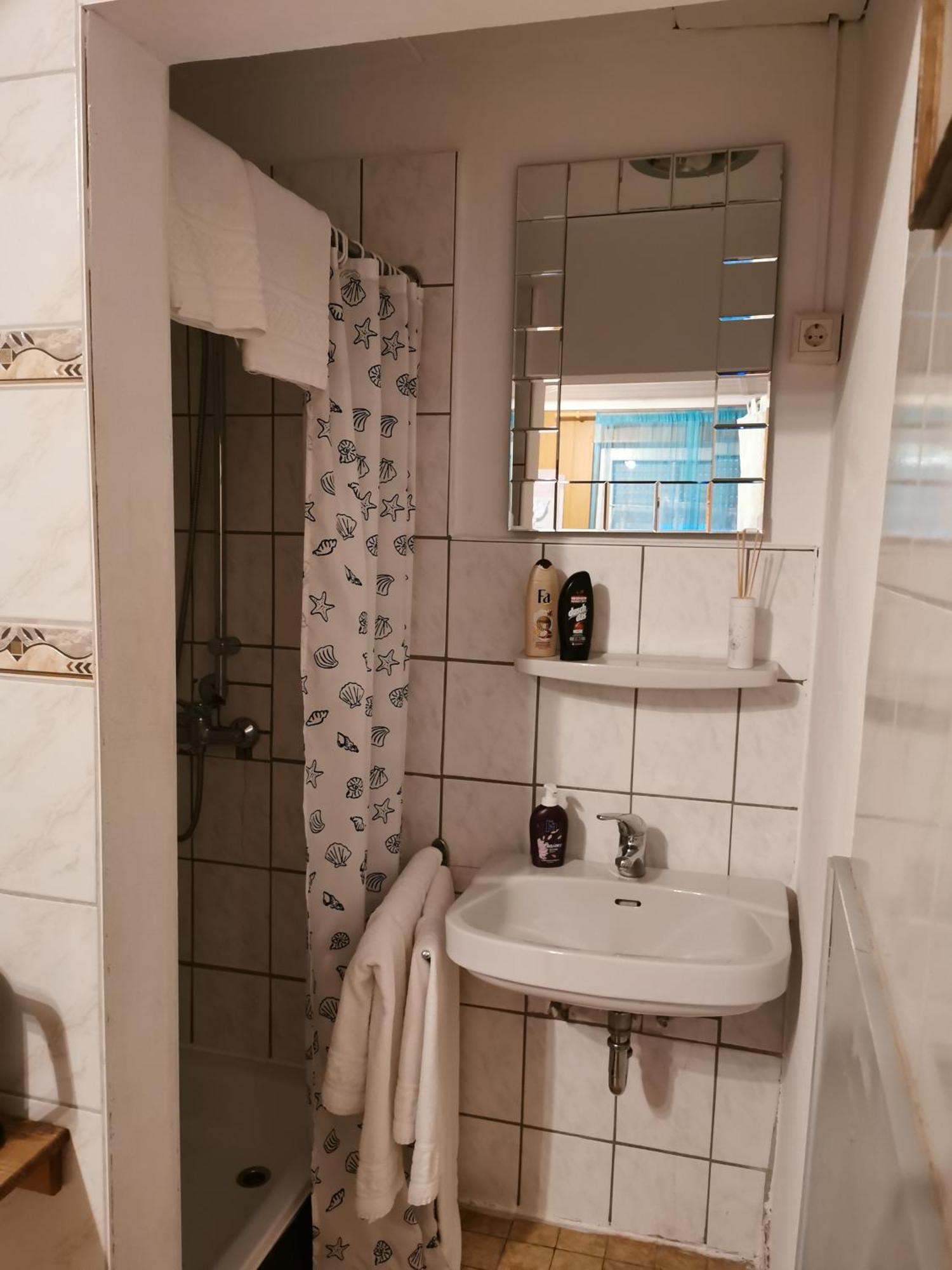 See Lord Hotel Kaiserslautern Habitación foto