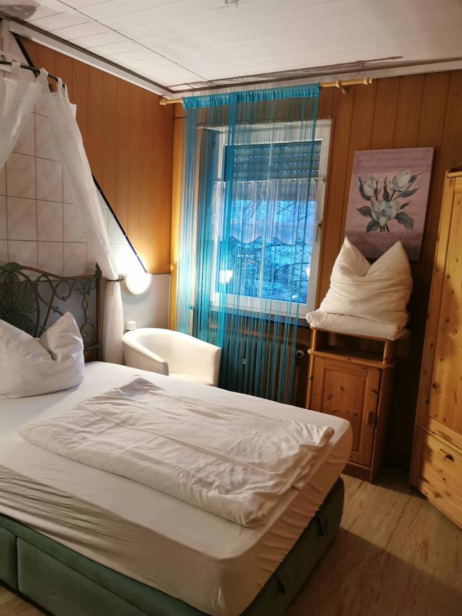 See Lord Hotel Kaiserslautern Habitación foto